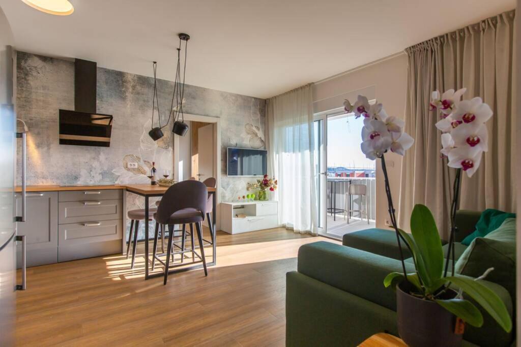 Апартаменты Apartman Anja, Apartman S Pogledom Трогир Экстерьер фото